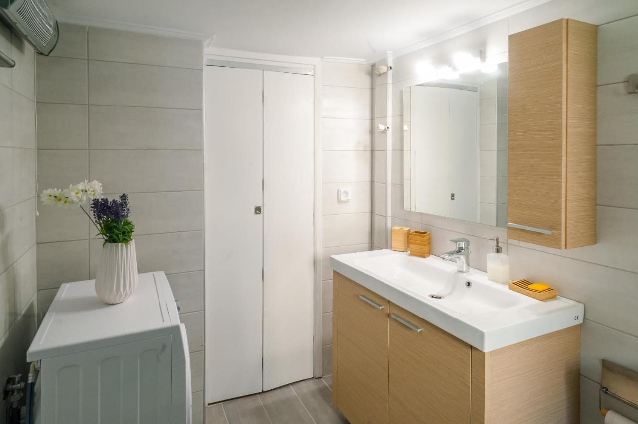 Galaxy Home Charming Apartment In Alimos Athen Eksteriør billede